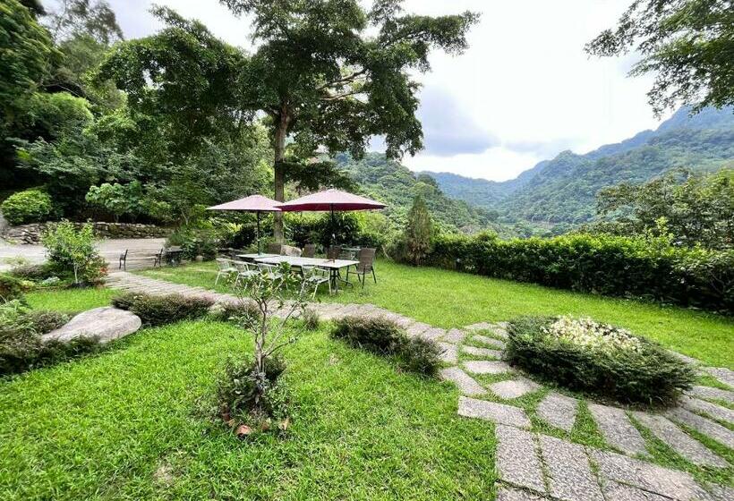 پانسیون Bo Zho Villa