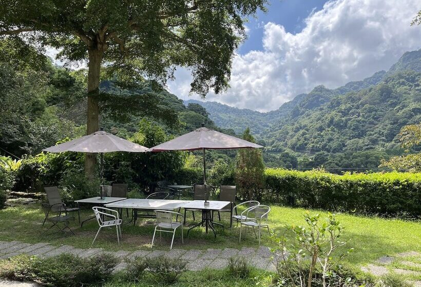 پانسیون Bo Zho Villa