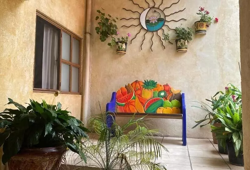 ペンション Flor De Cera