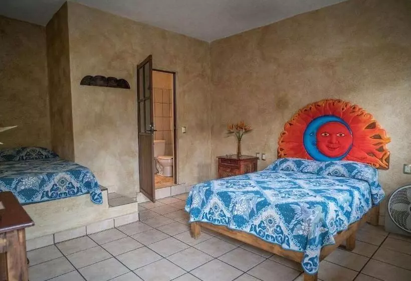 ペンション Flor De Cera