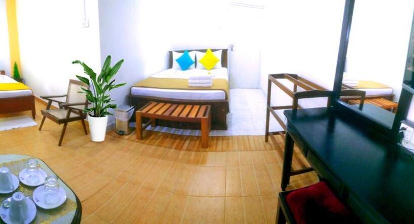 Pensionat Imaaga Kandy Residence