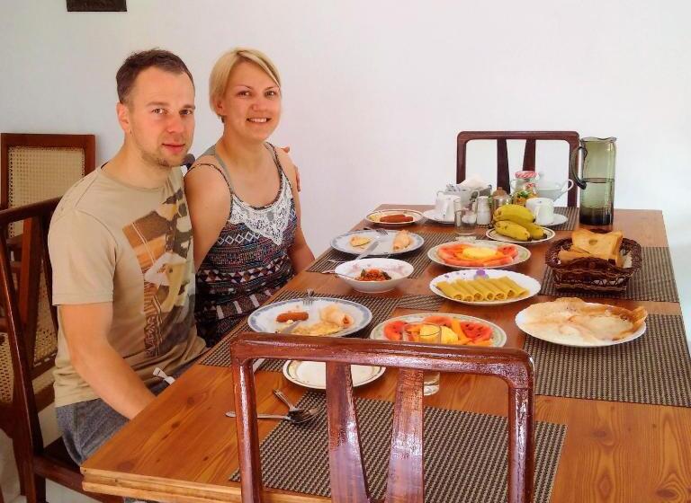 Pensionat Imaaga Kandy Residence