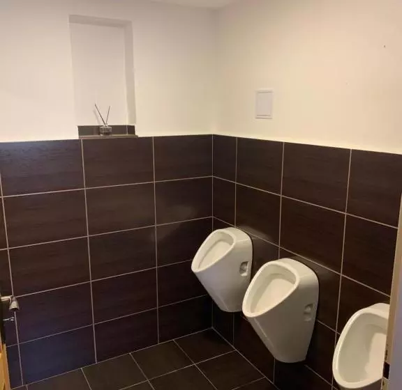 Majatalo Penzion U Grobiana