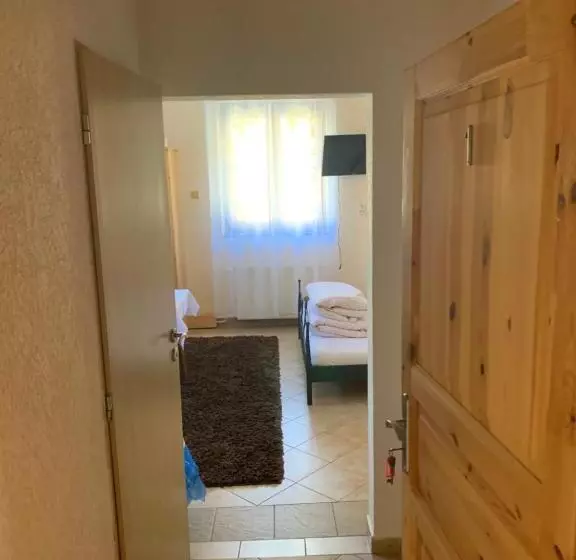 Majatalo Penzion U Grobiana