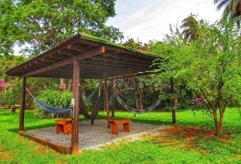 ペンション Pousada Mandalla