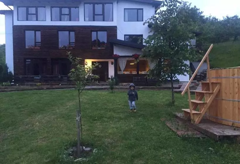 ペンション Talhaus