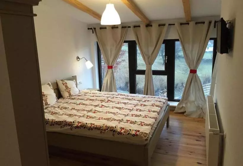 ペンション Talhaus