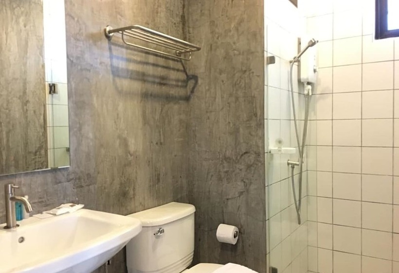 הוסטל Little Pp Hometel