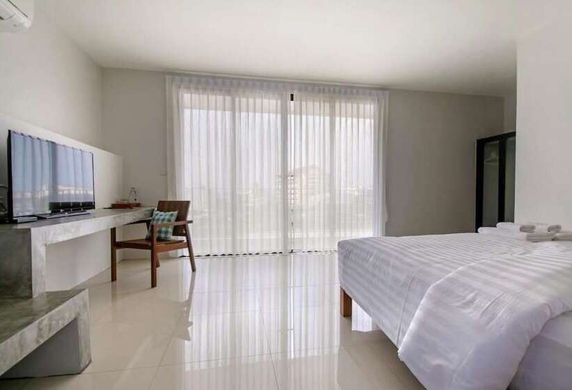 הוסטל Little Pp Hometel