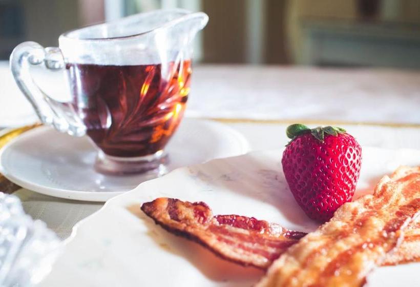 فندق صغير The Rogers House Inn Bed And Breakfast