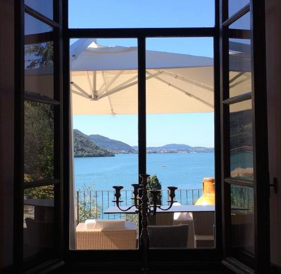 Отель Castello Oldofredi