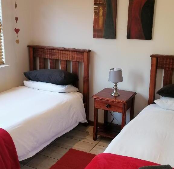 بنسيون Aviento Guesthouse