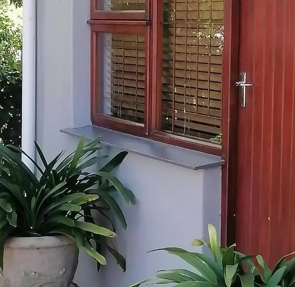 Majatalo Aviento Guesthouse