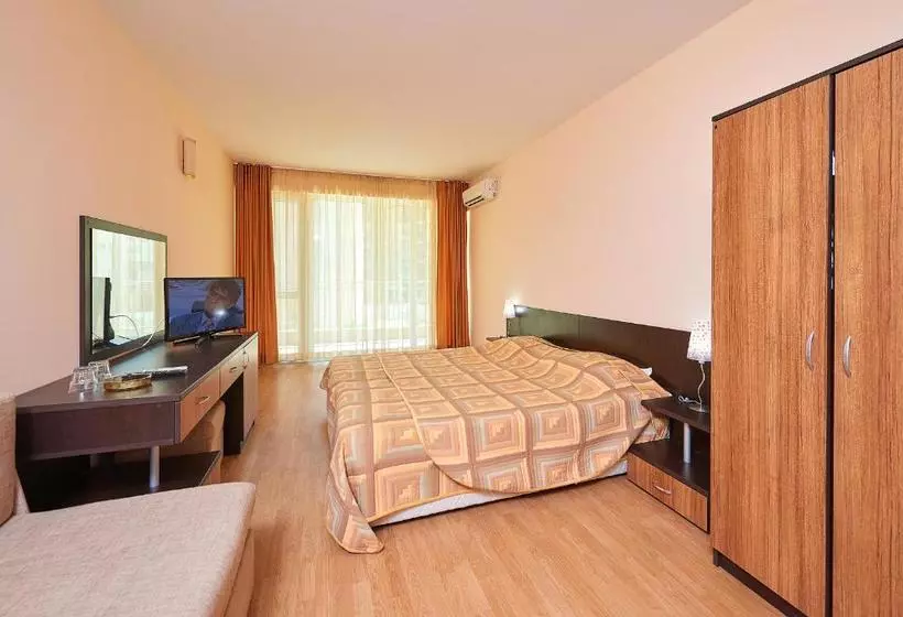 Majatalo Guest House California