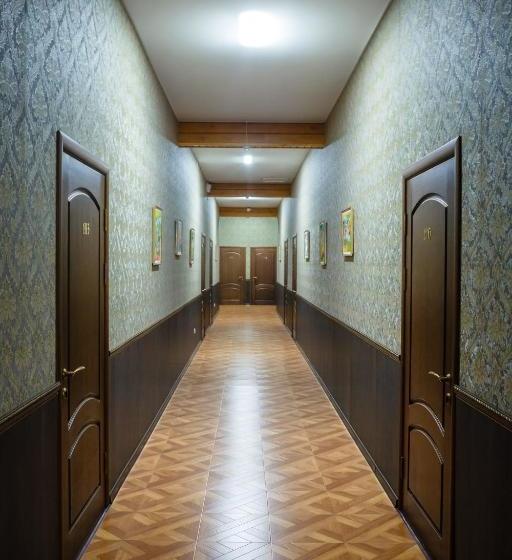 Pensiune Guest House Chalet