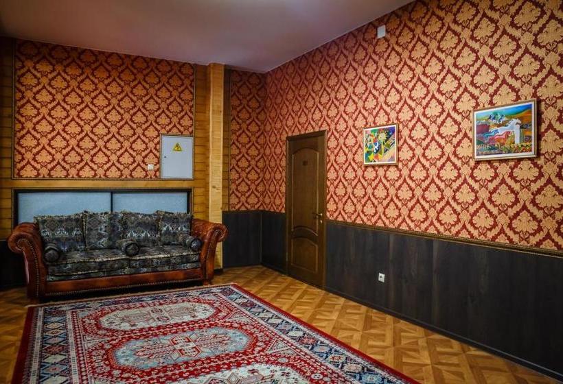 Pensiune Guest House Chalet