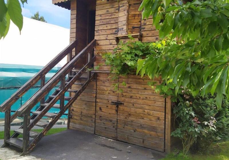 پانسیون Rooms Green Set