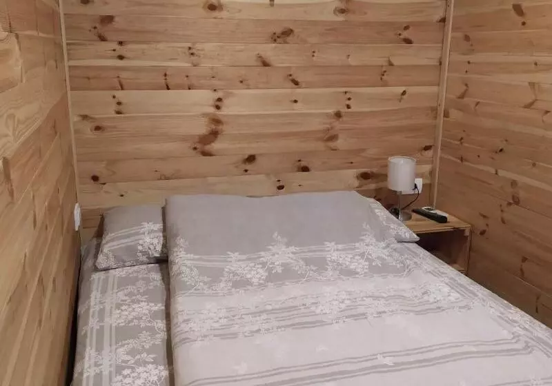 پانسیون Rooms Green Set