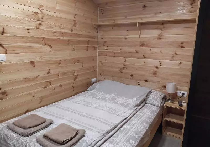 پانسیون Rooms Green Set