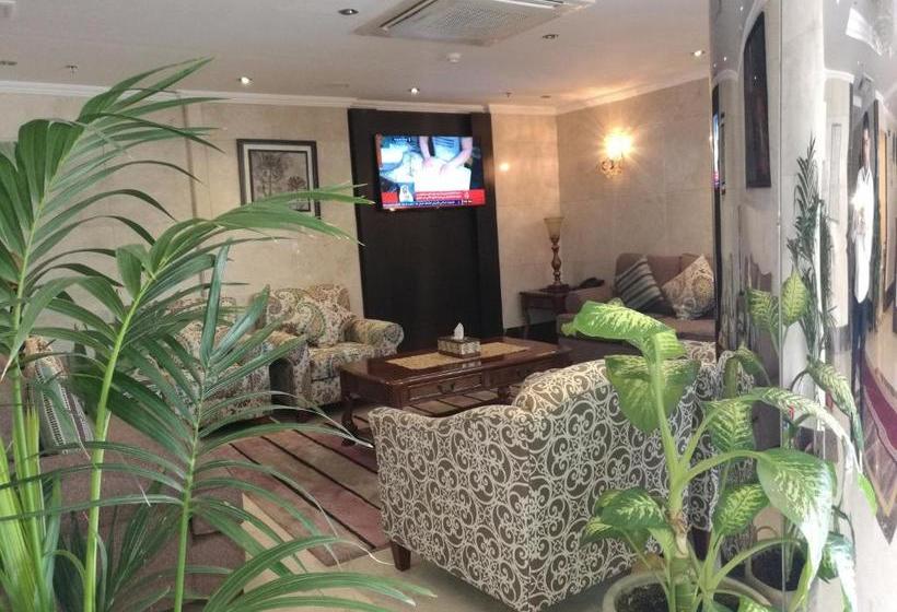 Al Ezzah Palace Hotel Suites