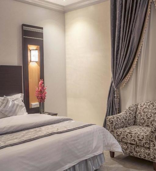 Al Ezzah Palace Hotel Suites