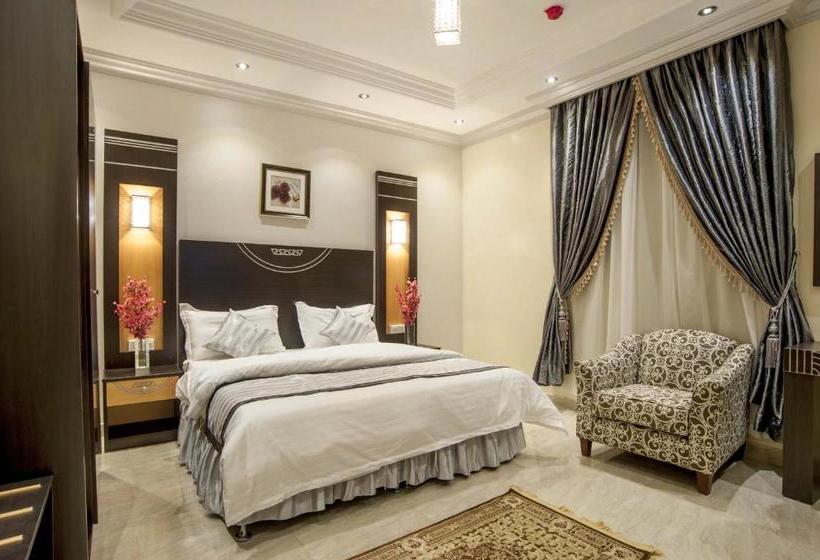 Al Ezzah Palace Hotel Suites