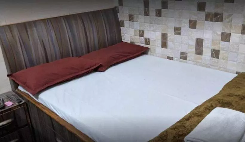 ペンション Ajanta Hotel 100 Mtrs Railway Station & 400 Mtrs Dargah