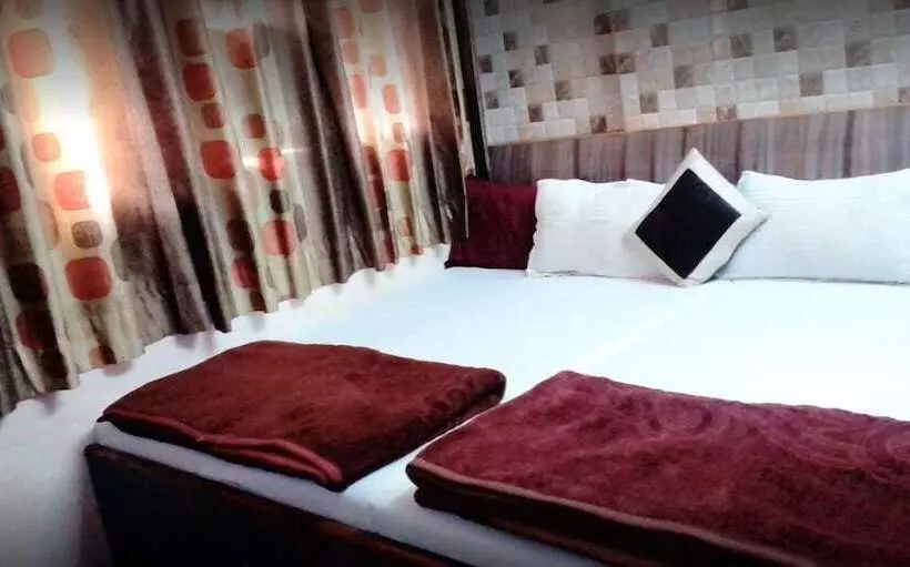 ペンション Ajanta Hotel 100 Mtrs Railway Station & 400 Mtrs Dargah