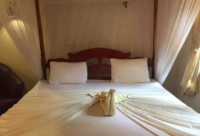 ペンション Brinkhouse Guesthouse , Unawatuna Beach