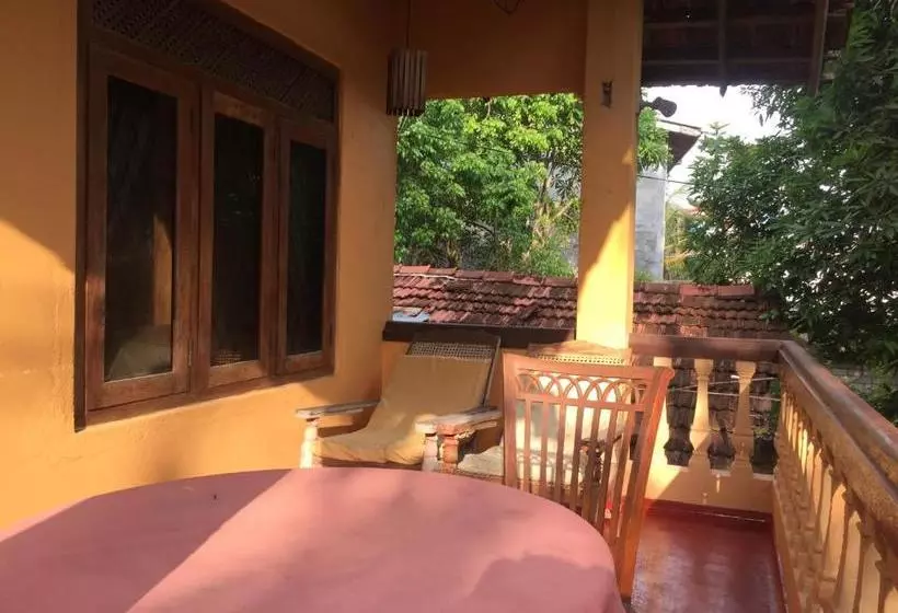 ペンション Brinkhouse Guesthouse , Unawatuna Beach