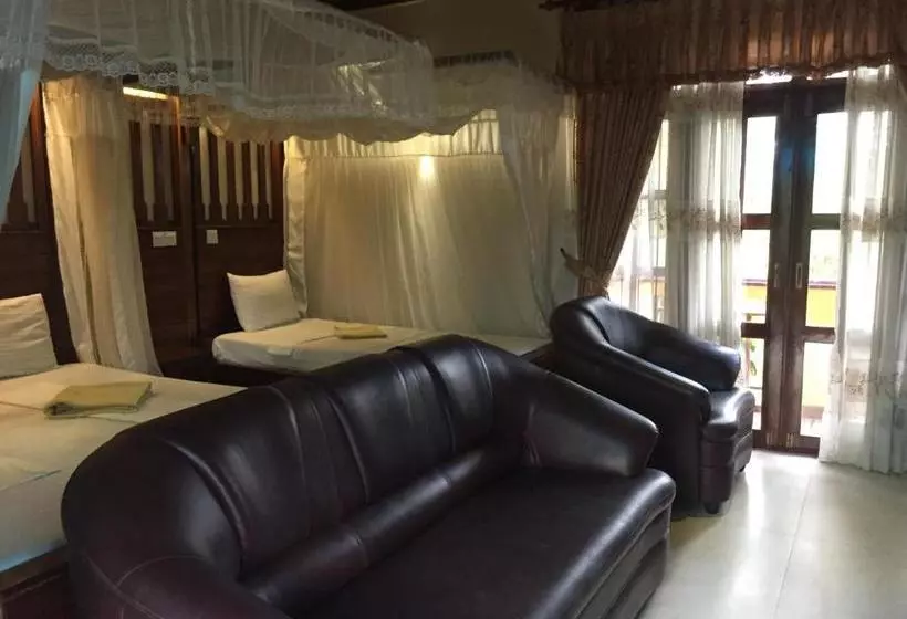 ペンション Brinkhouse Guesthouse , Unawatuna Beach