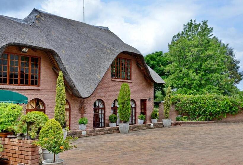 ペンション Owls Loft Guesthouse