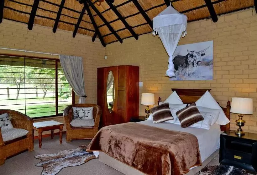 Majatalo Owls Loft Guesthouse