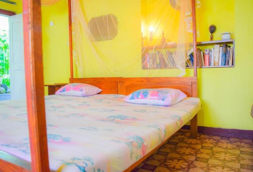 ペンション Shammie Guest House