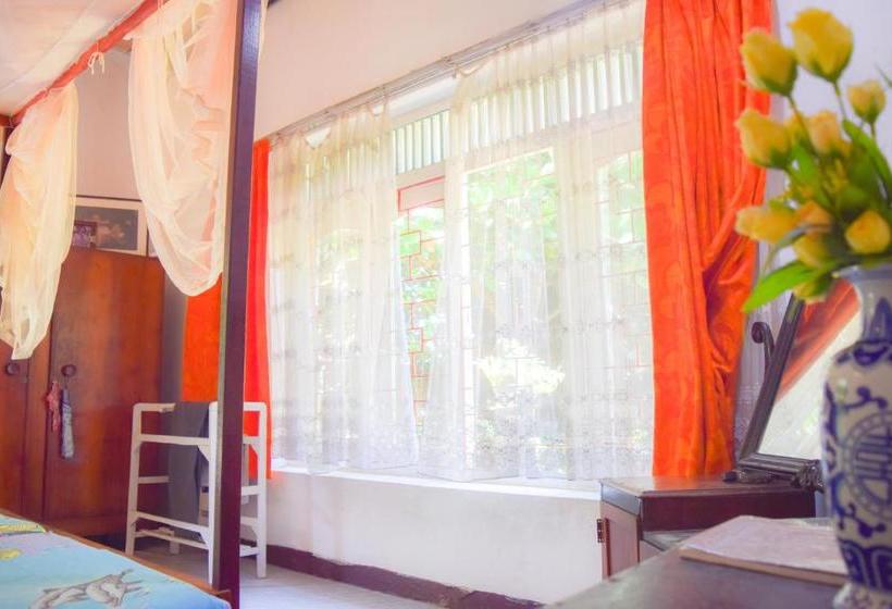 ペンション Shammie Guest House