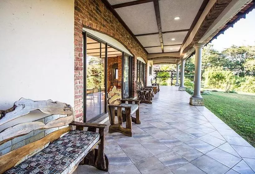 Majatalo Stephan's Guest House