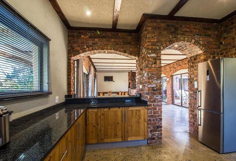 פנסיון Stephan's Guest House