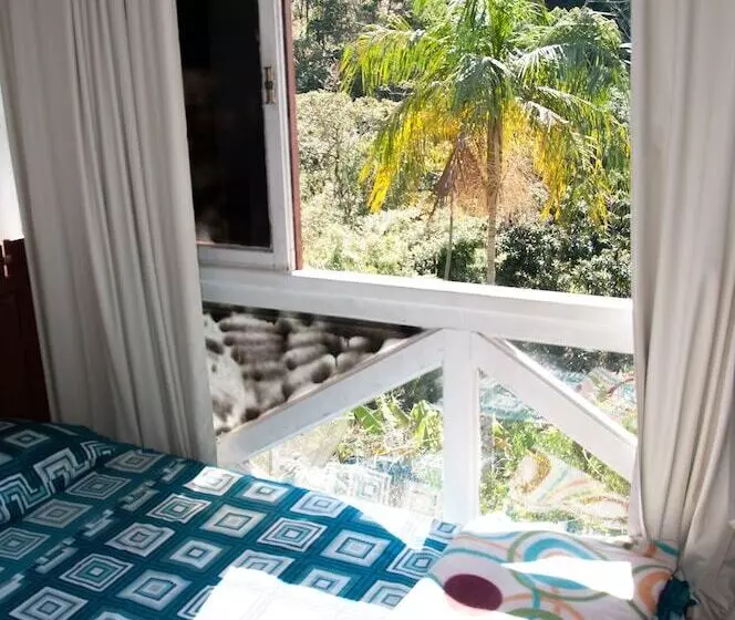 Retkeilymaja 746 Pousada