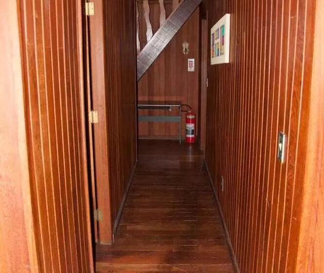 Retkeilymaja 746 Pousada