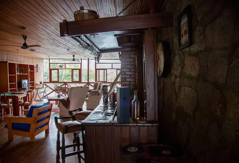 Retkeilymaja 746 Pousada