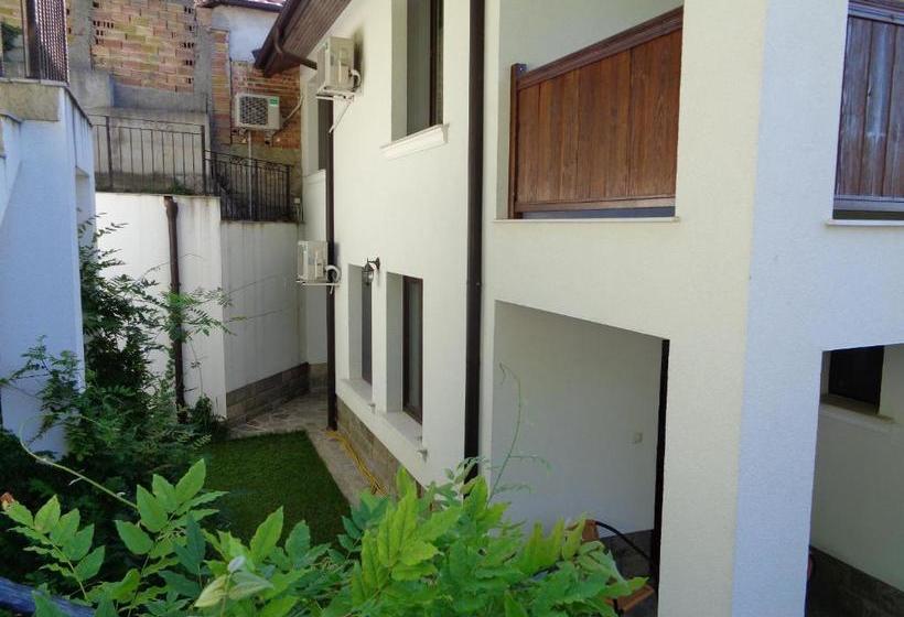 פנסיון Cloudbase Guesthouse