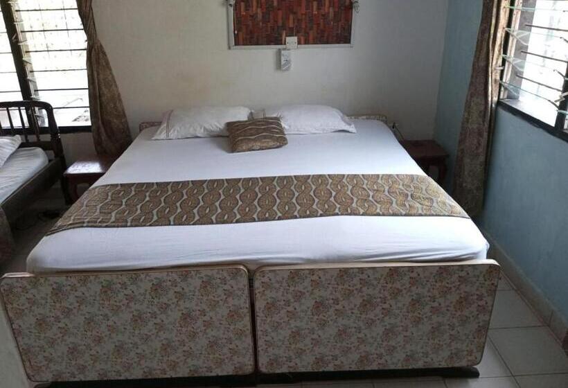 پانسیون Fred Hunter Villa