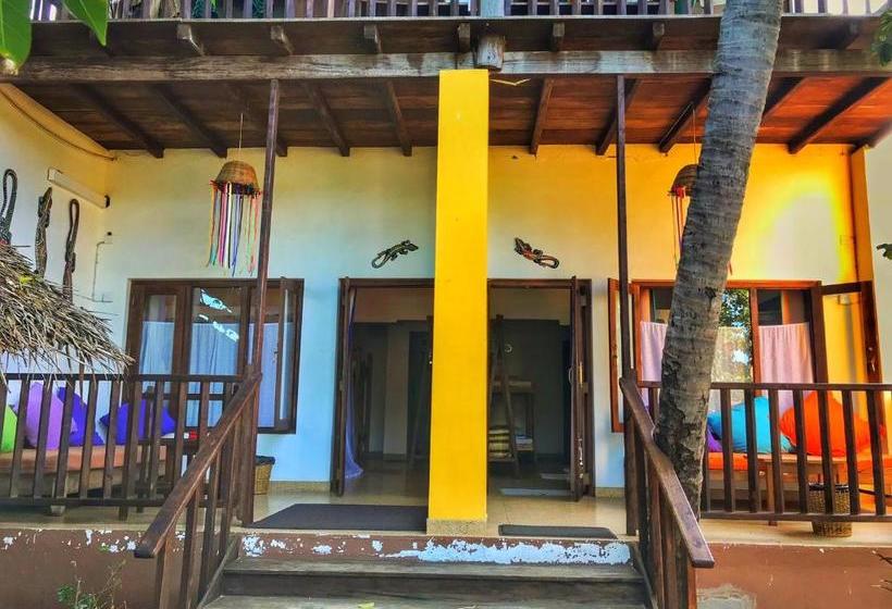 פנסיון Gecko Restaurant & Rooms