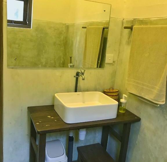 פנסיון Gecko Restaurant & Rooms