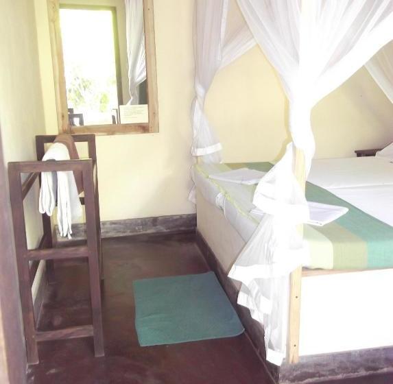 פנסיון Gecko Restaurant & Rooms