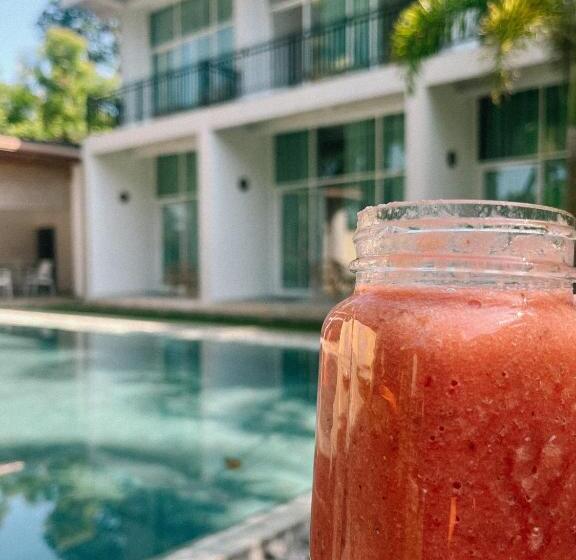 Пансион Green Hill Mirissa