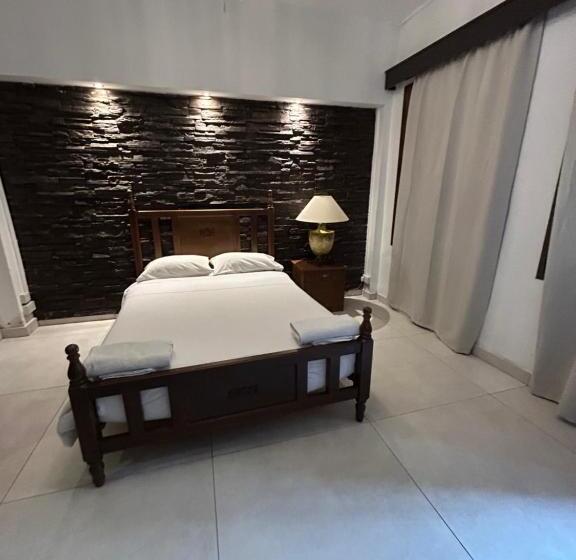 پانسیون Kipros Accommodation