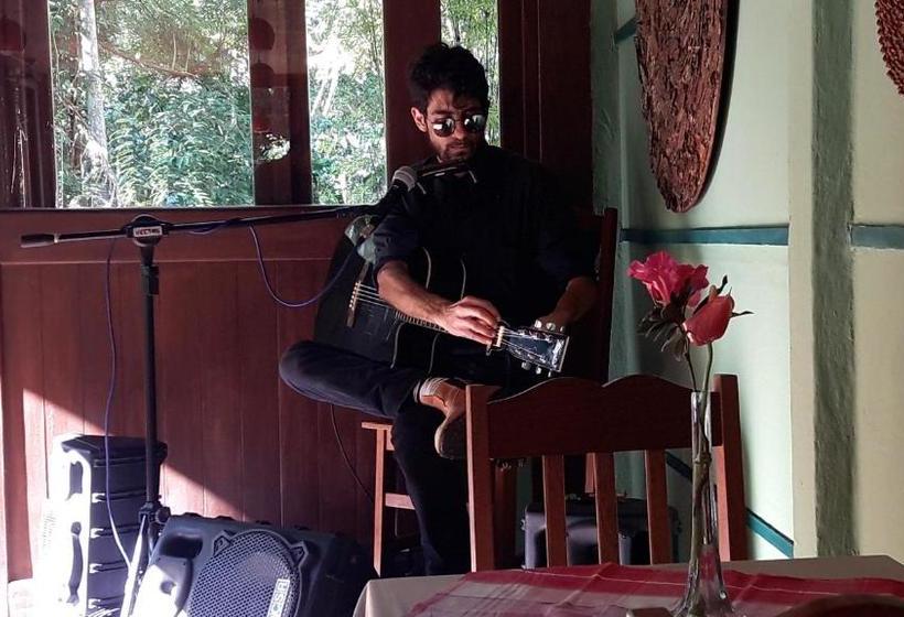 膳宿费 Refugio Ecologico Amadamata