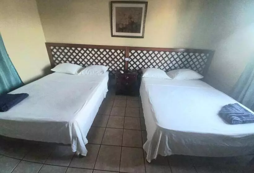 پانسیون The Seaside Garden Guesthouse