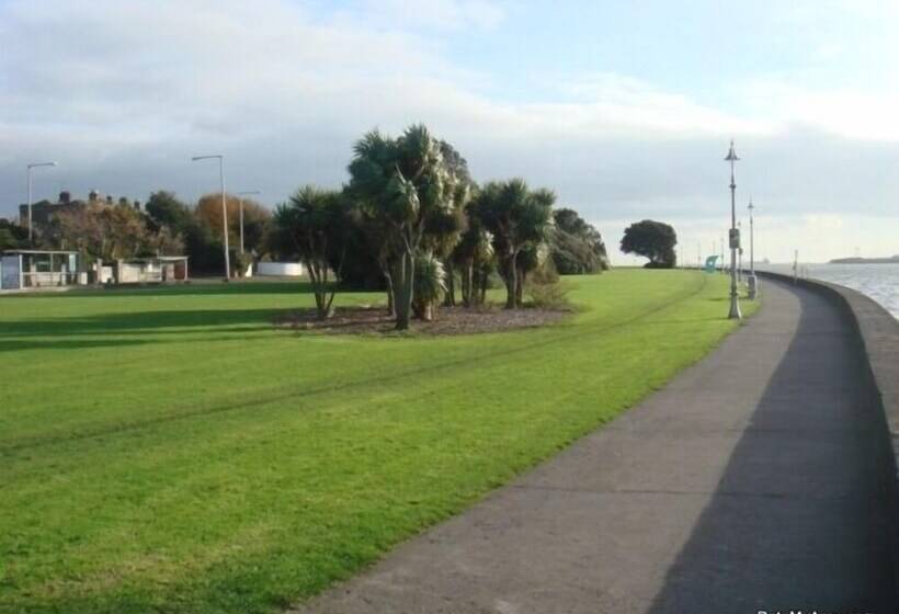 膳宿费 Avoca Lodge